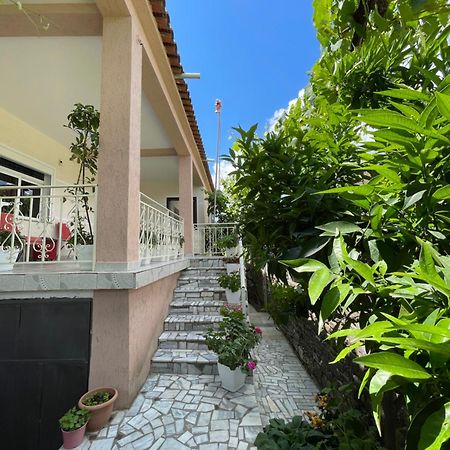 Eljos House Permet 호텔 외부 사진